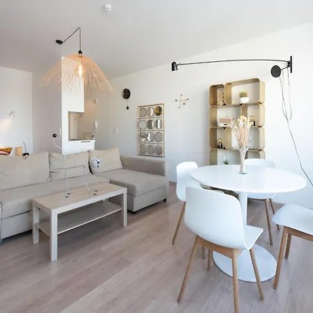 Apartment Beautiful In Prime Location Ostend